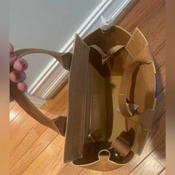 NWT Rothy’s The Handbag - Picture 3 of 3